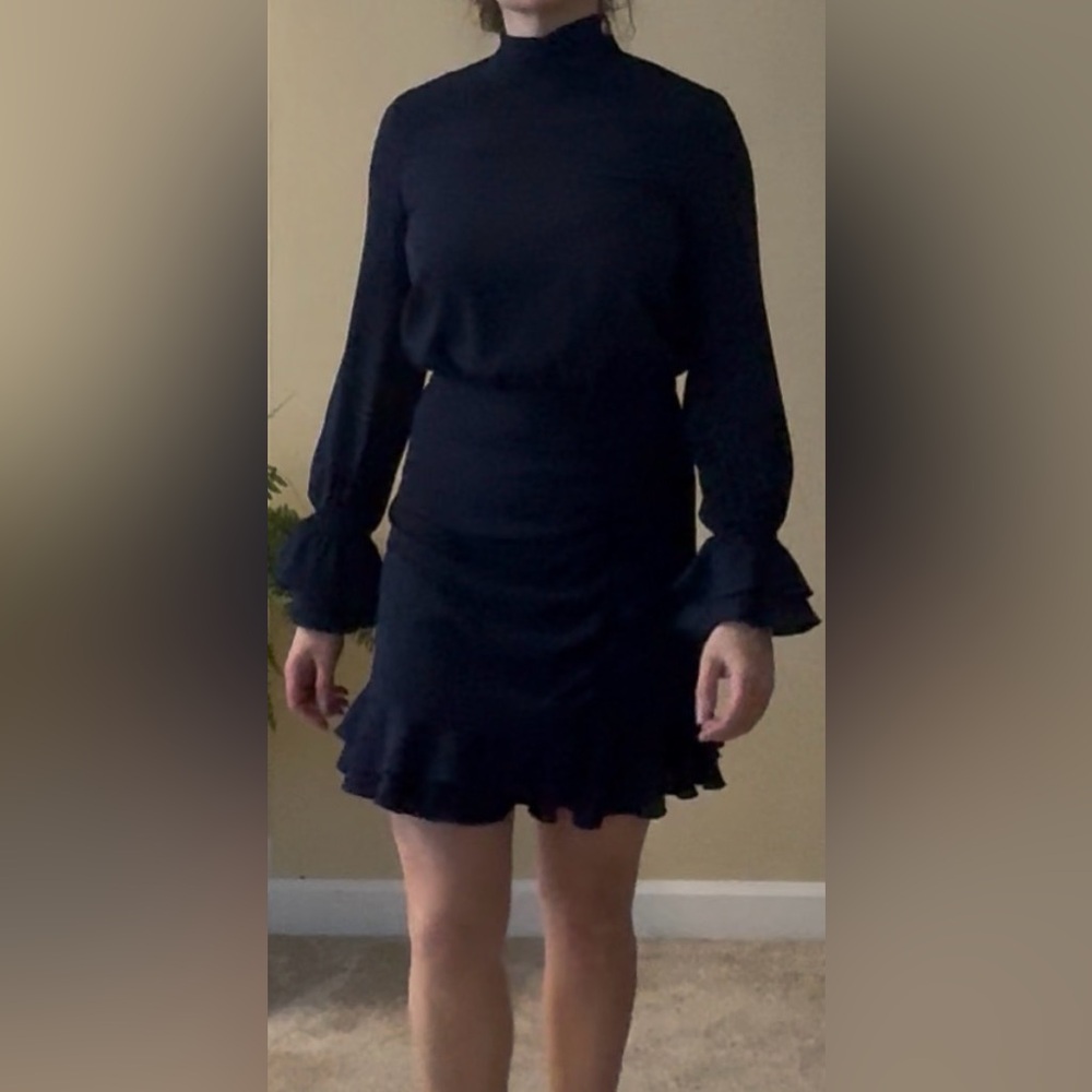 Chic Navy Long Sleeve Dress
